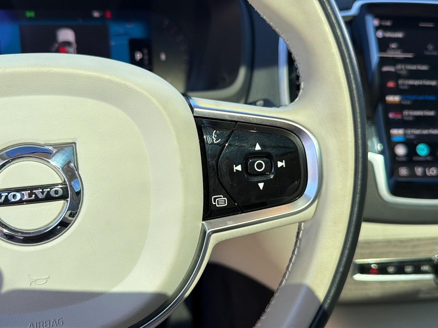 Used 2023 Volvo XC90 SUV