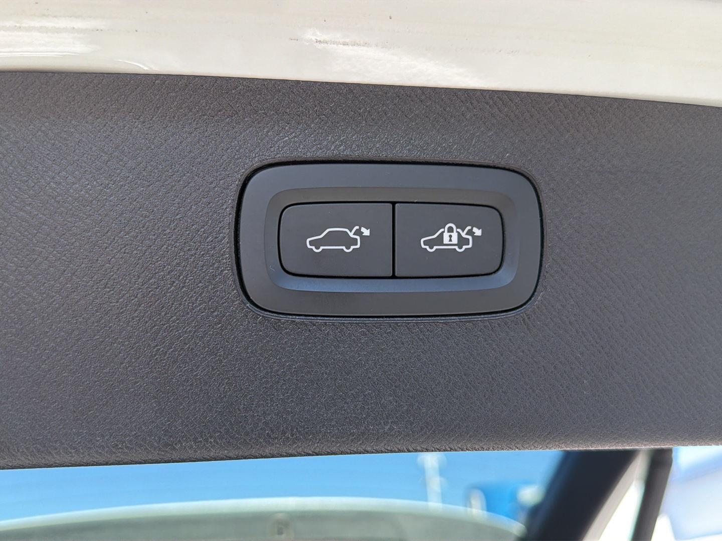 Used 2023 Volvo XC90 SUV