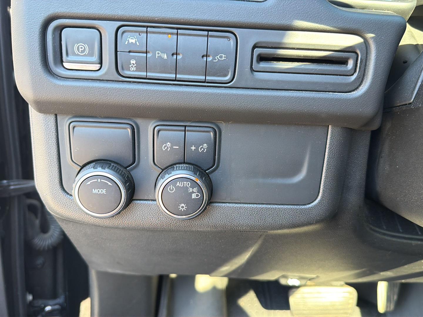 Used 2021 Chevrolet Suburban SUV
