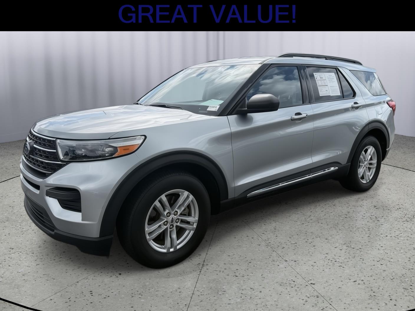  2023 Ford Explorer XLT RWD   