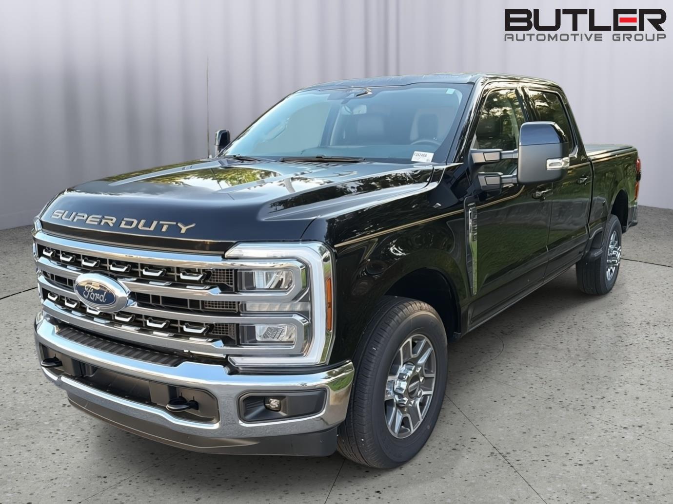 Agate Black 2026 Ford F-350 Super Duty Pickup Truck 4X2 Automatic