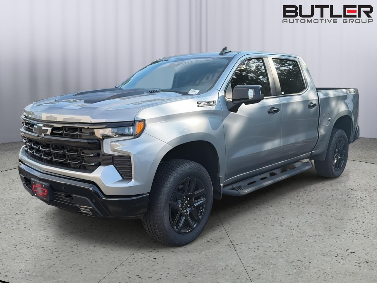 Sterling Gray Metallic 2026 Chevrolet Silverado 1500 Pickup Truck Four-Wheel Drive Automatic