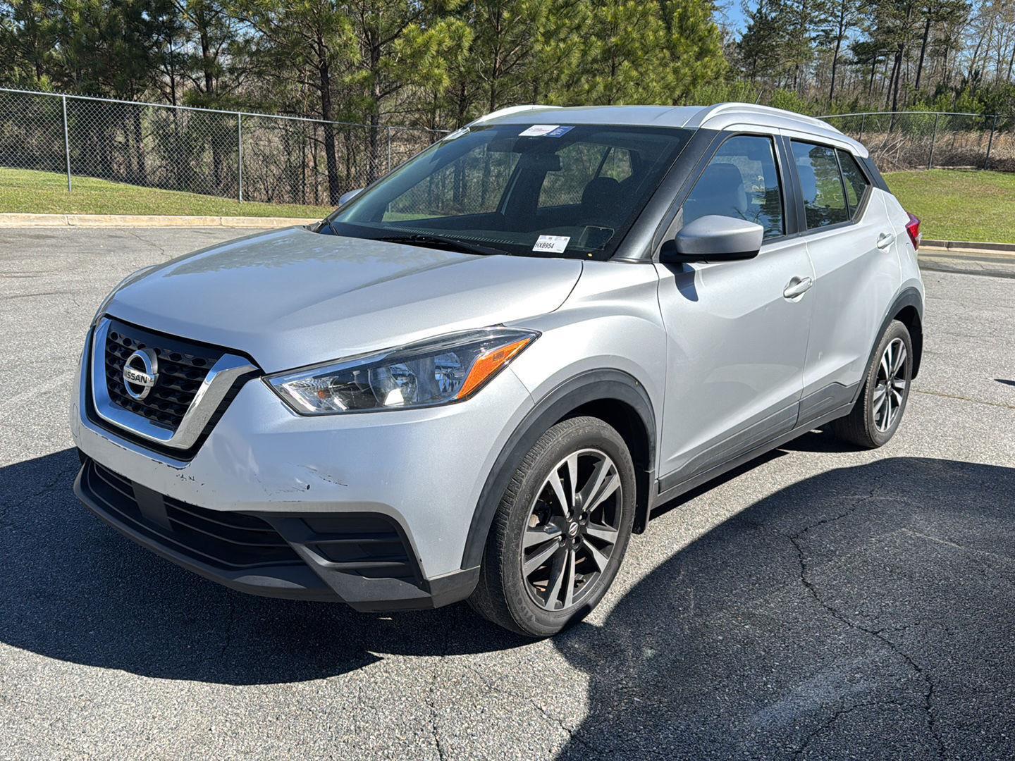 2020 Nissan Kicks 1.6 SV's photo