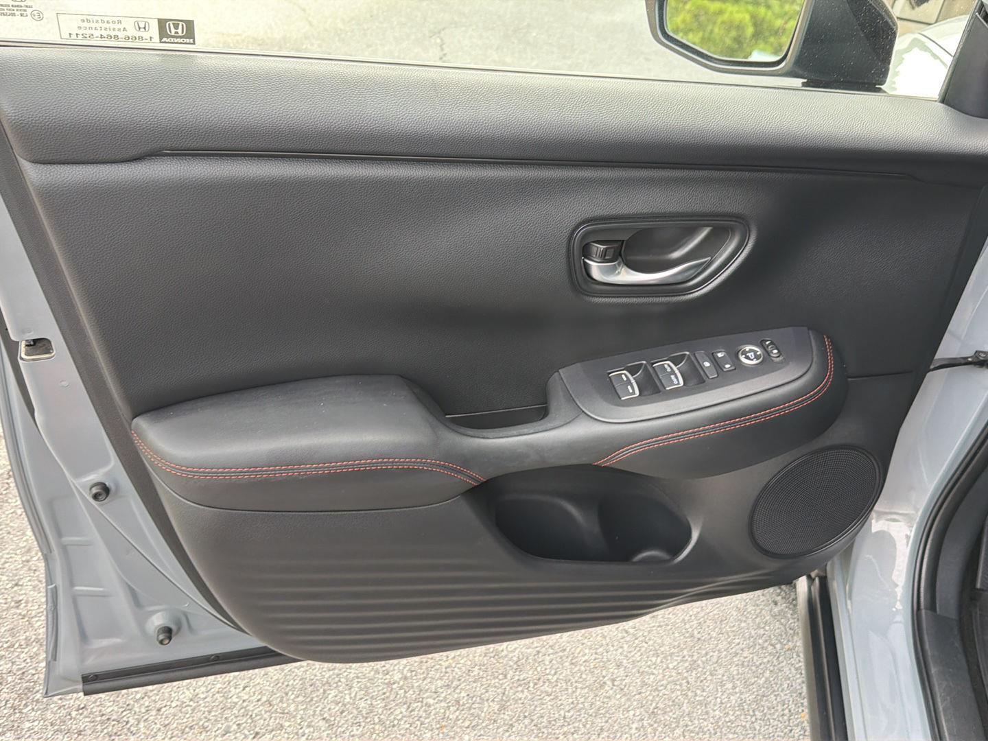 Used 2025 Honda HR-V SUV