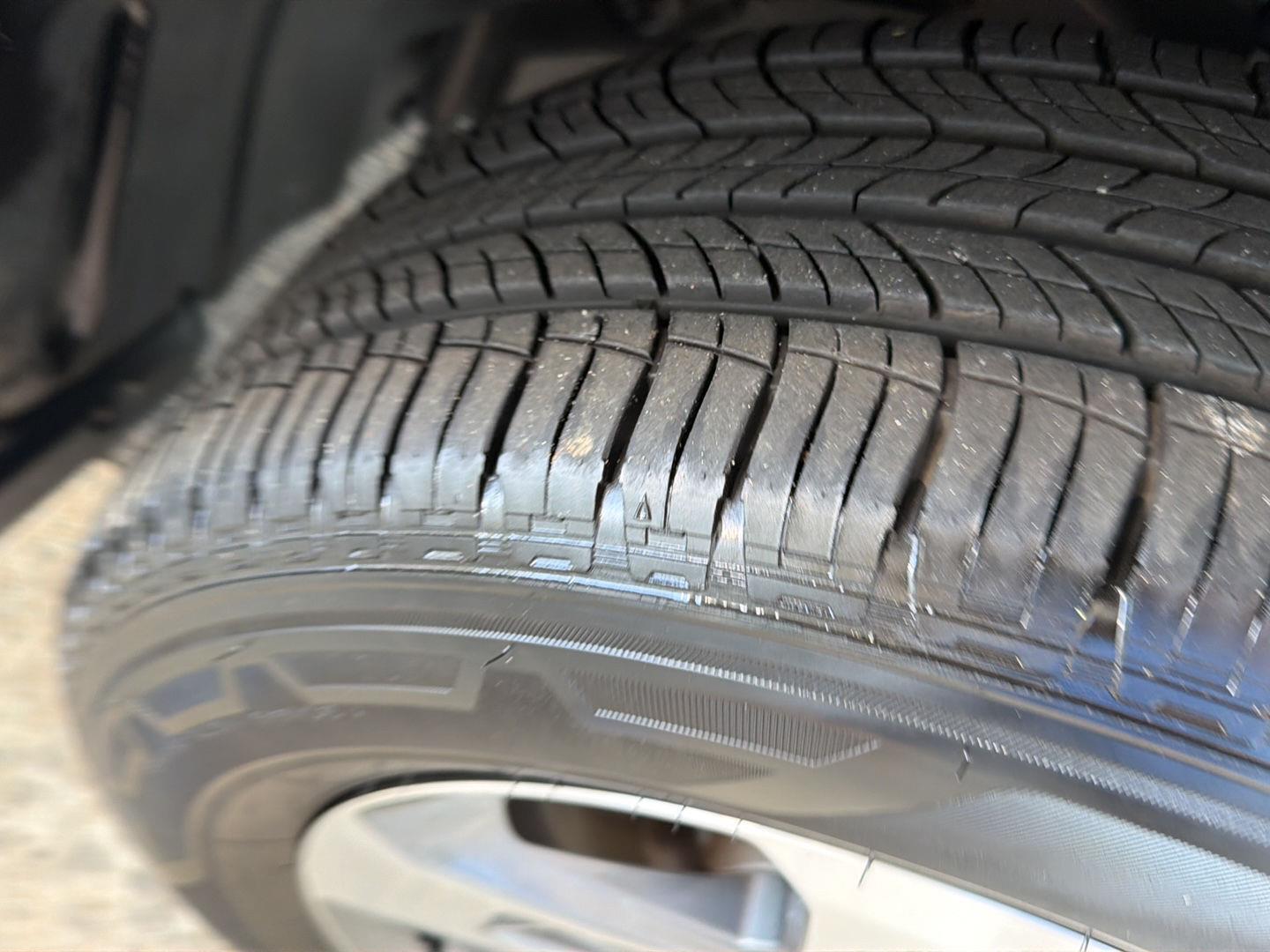 Used 2025 Honda Pilot SUV