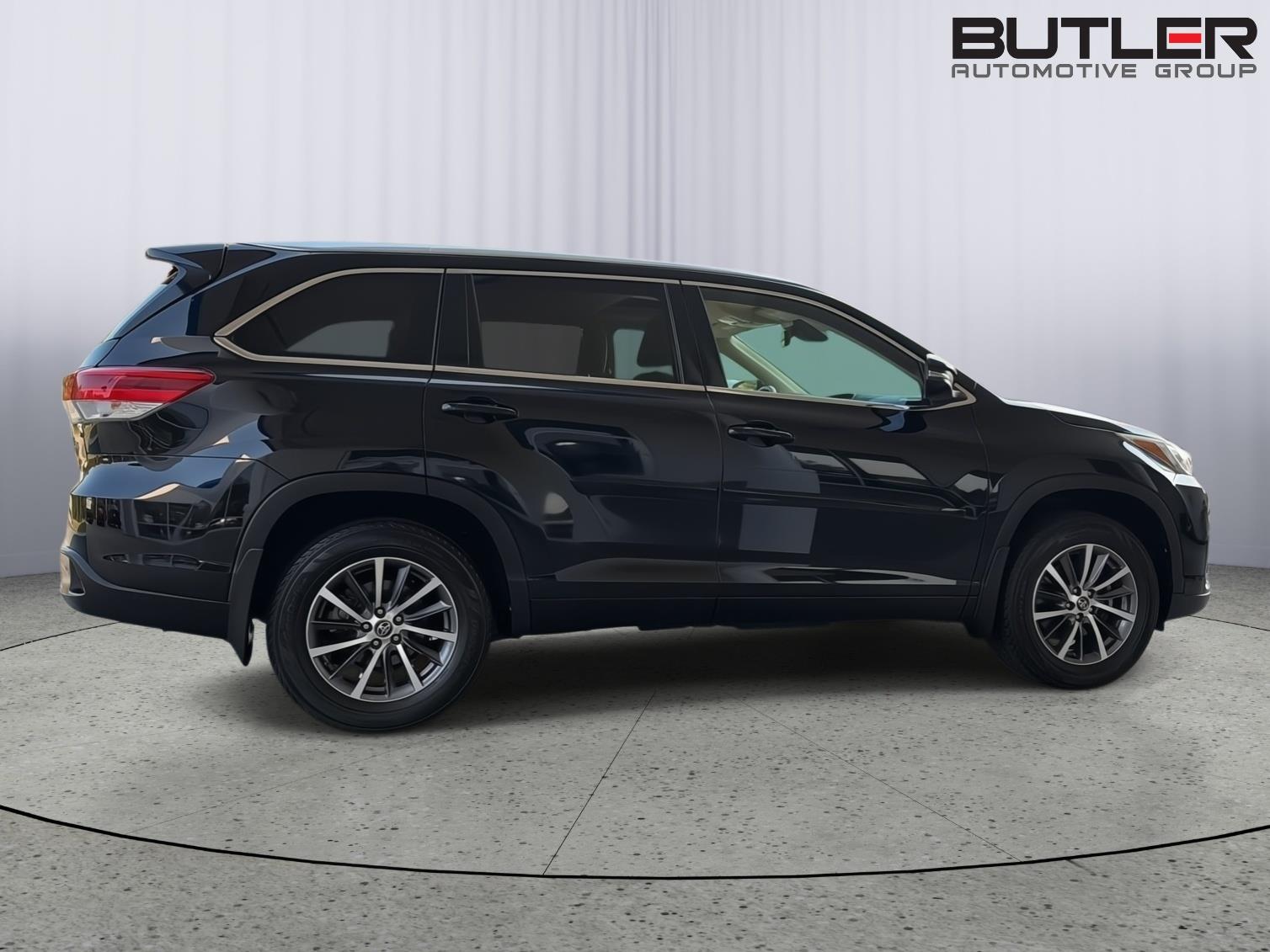 Used 2017 Toyota Highlander SUV