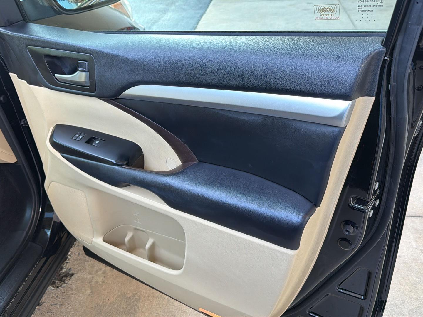 Used 2017 Toyota Highlander SUV