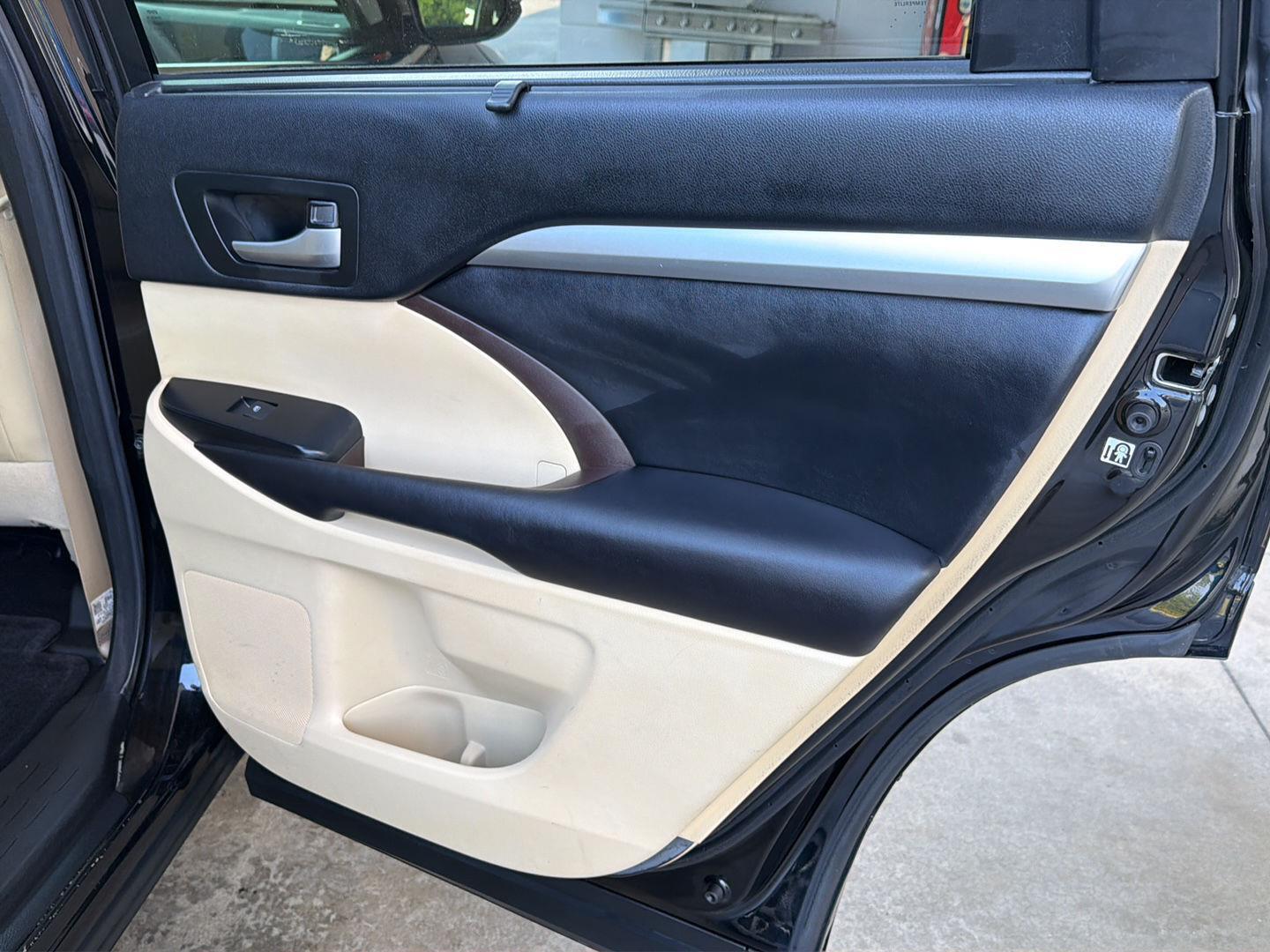 Used 2017 Toyota Highlander SUV