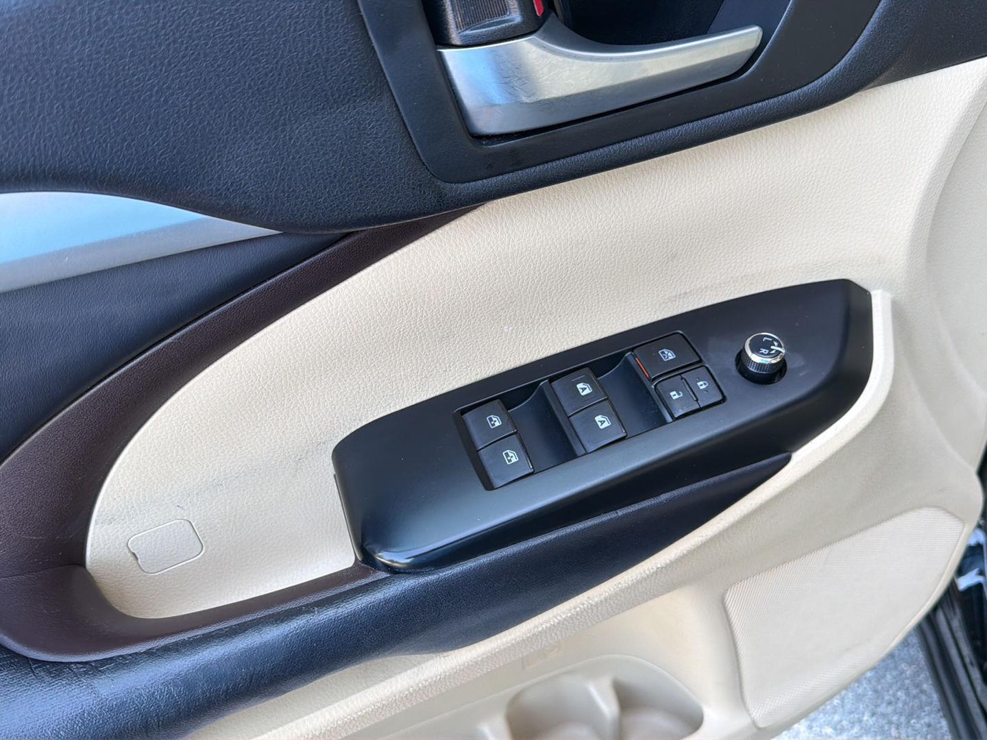 Used 2017 Toyota Highlander SUV