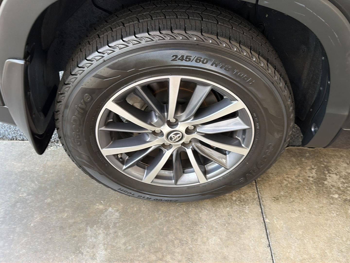 Used 2017 Toyota Highlander SUV