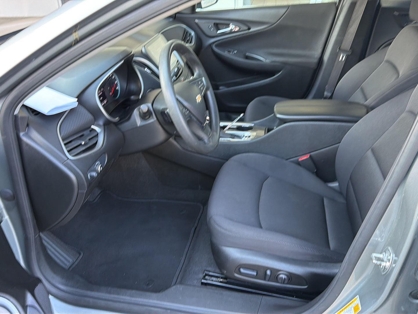 Used 2025 Chevrolet Malibu Sedan
