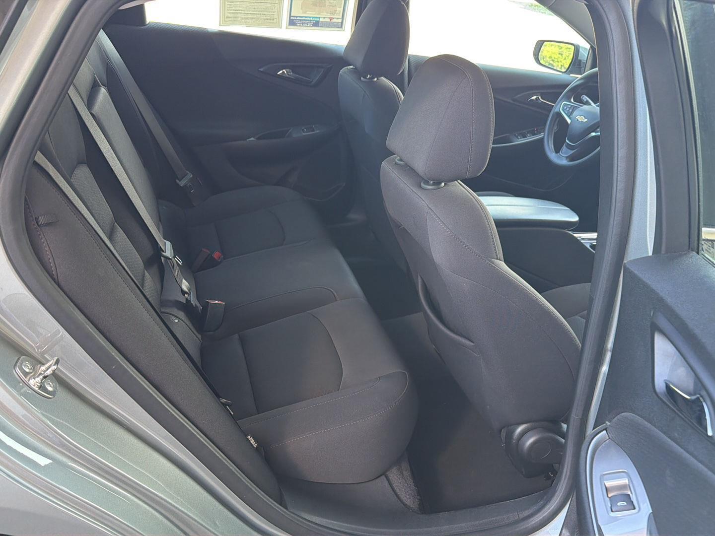 Used 2025 Chevrolet Malibu Sedan