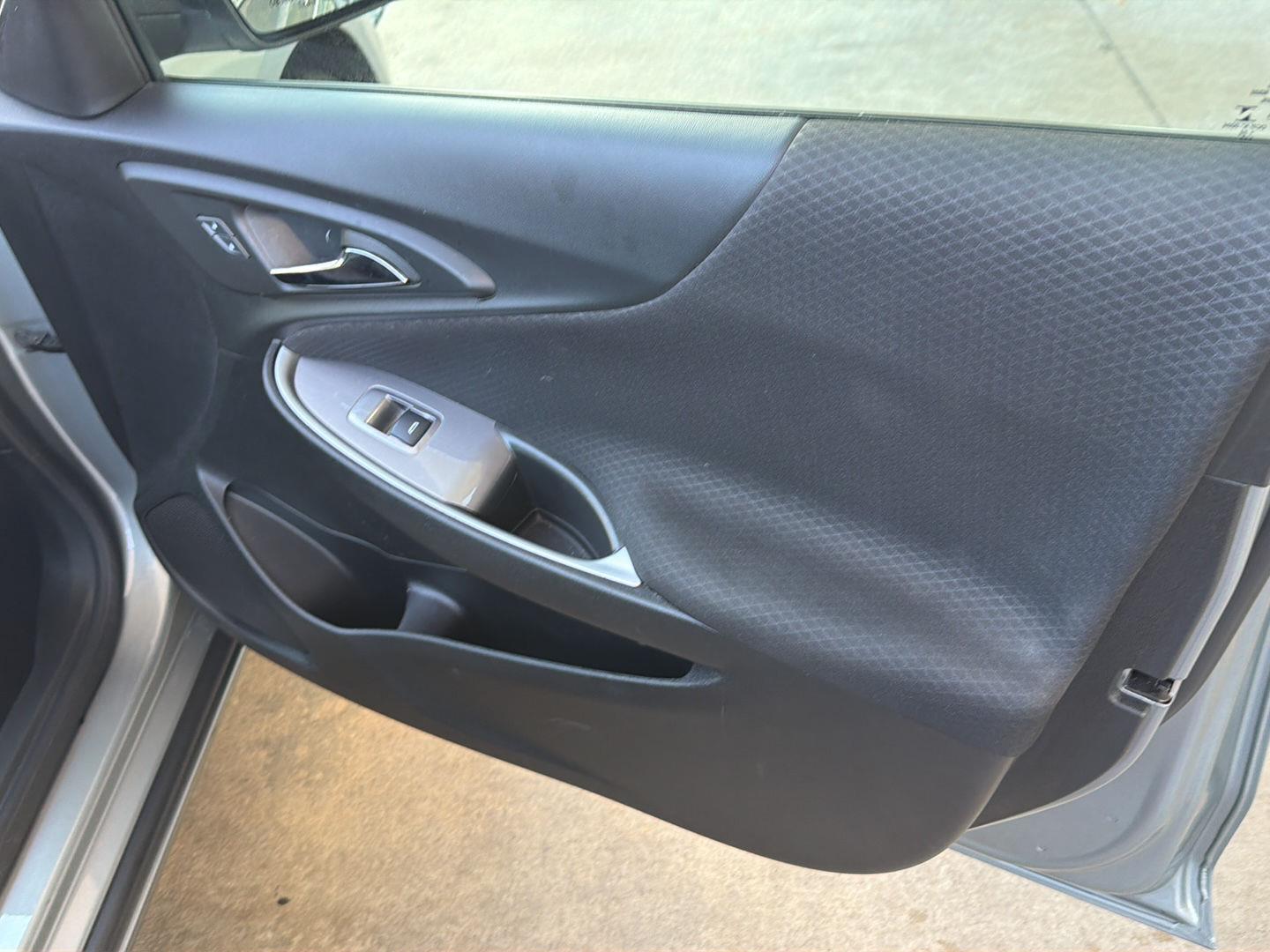 Used 2025 Chevrolet Malibu Sedan