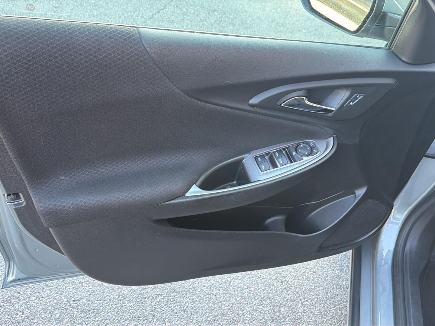 Used 2025 Chevrolet Malibu Sedan