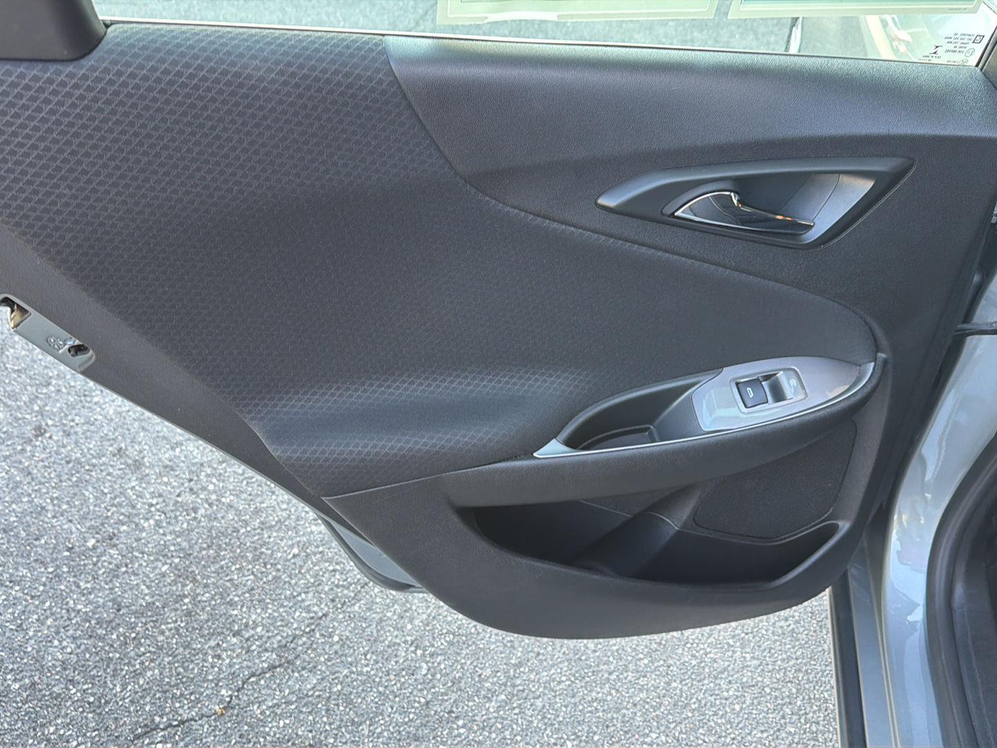 Used 2025 Chevrolet Malibu Sedan