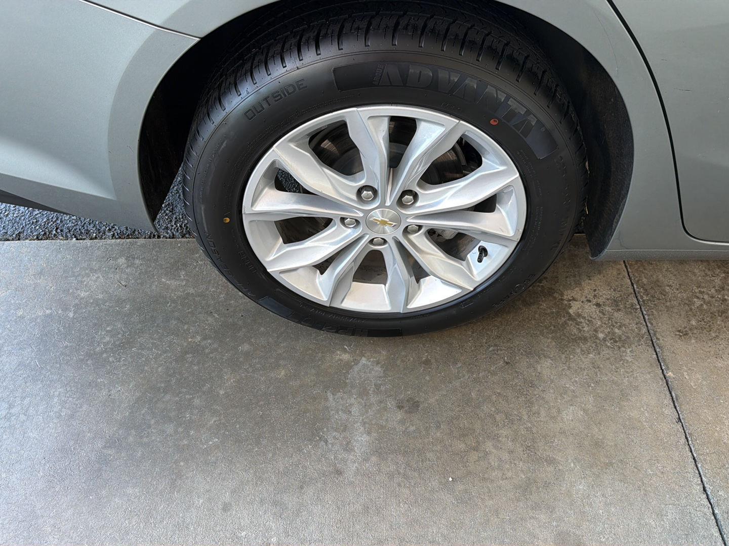 Used 2025 Chevrolet Malibu Sedan