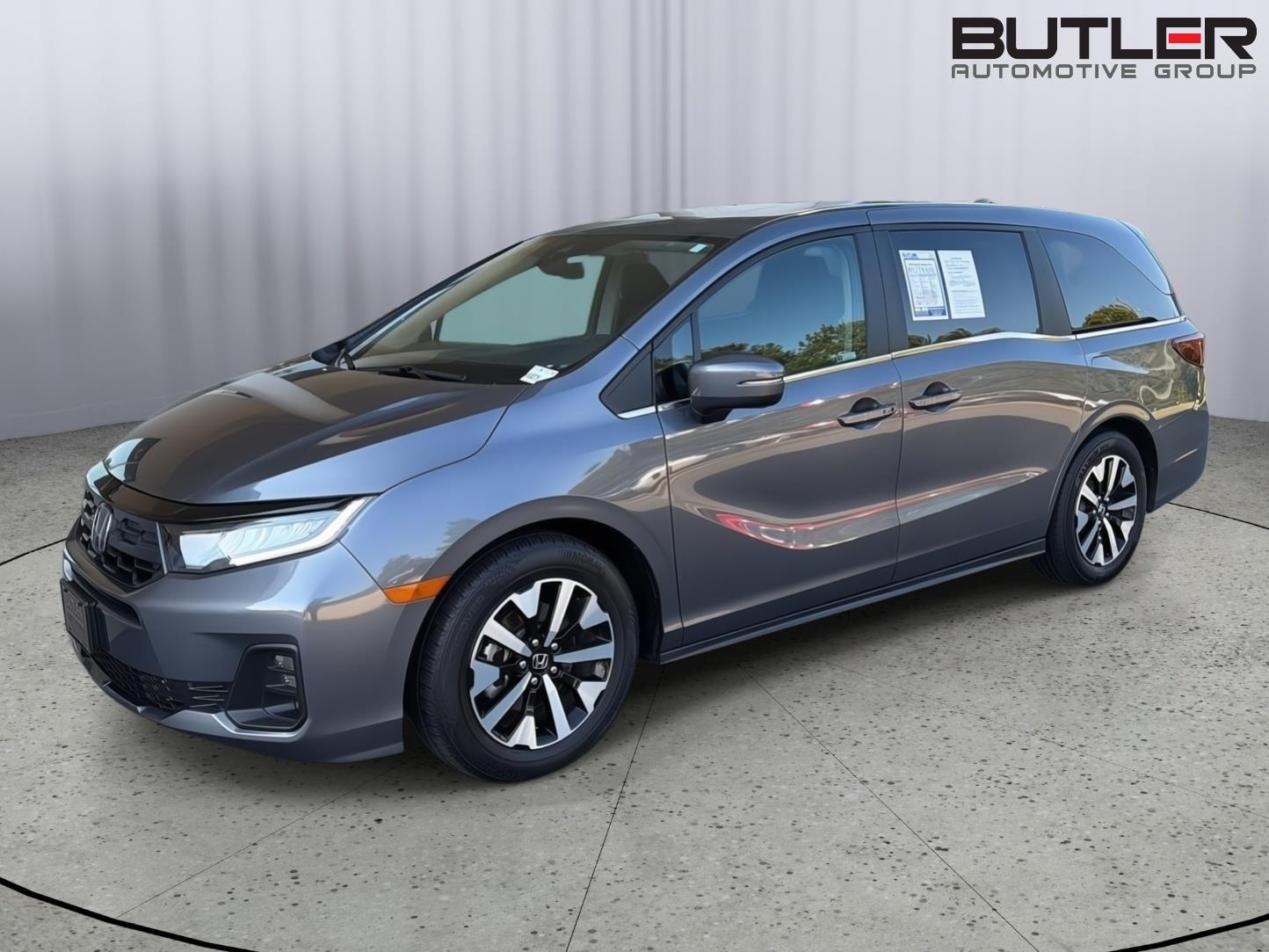 Used 2025 Honda Odyssey Van