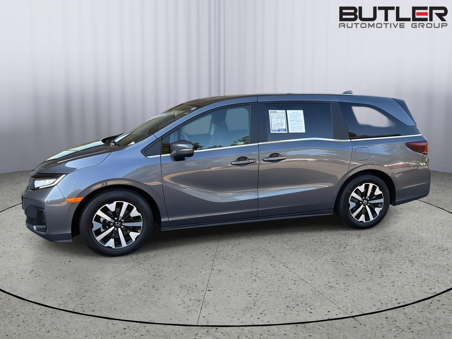 Used 2025 Honda Odyssey Van