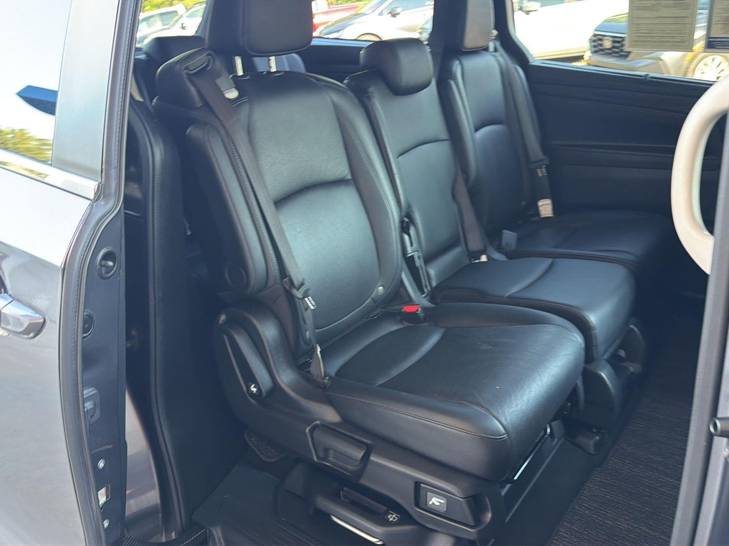 Used 2025 Honda Odyssey Van