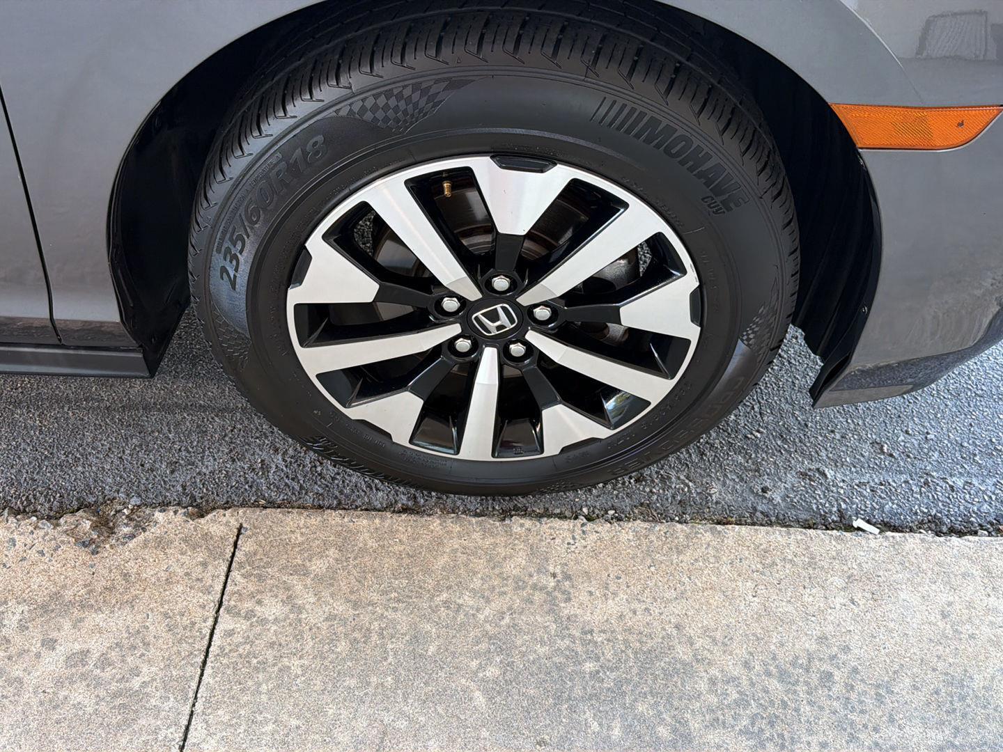 Used 2025 Honda Odyssey Van
