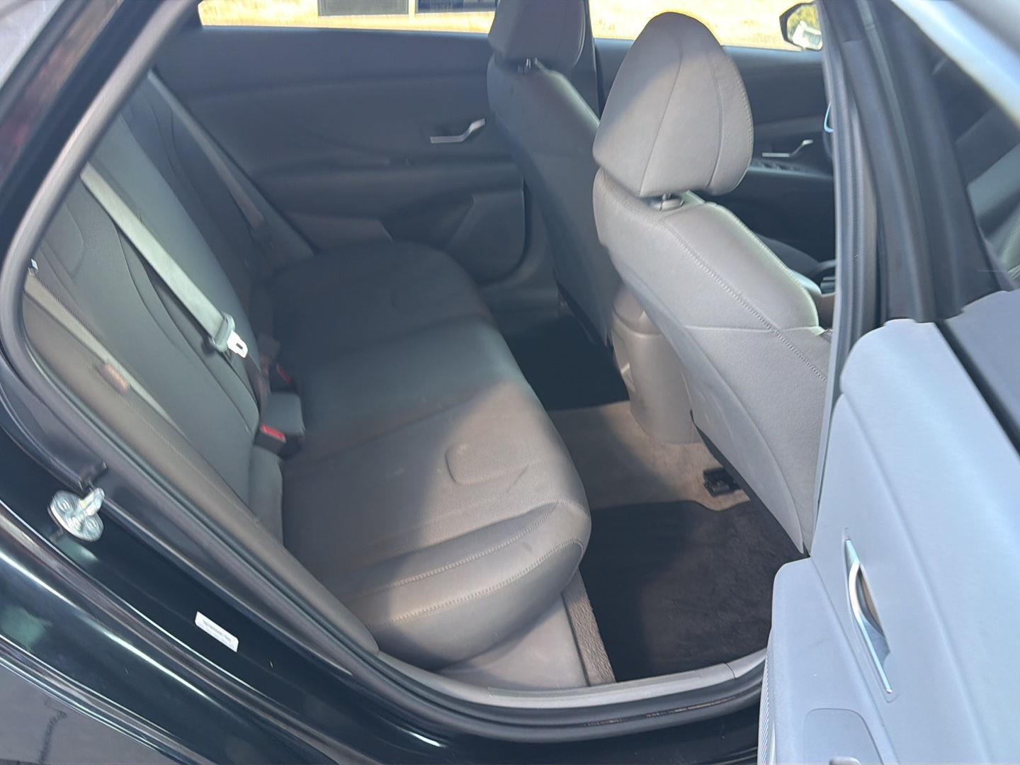 Used 2025 Hyundai Elantra Sedan