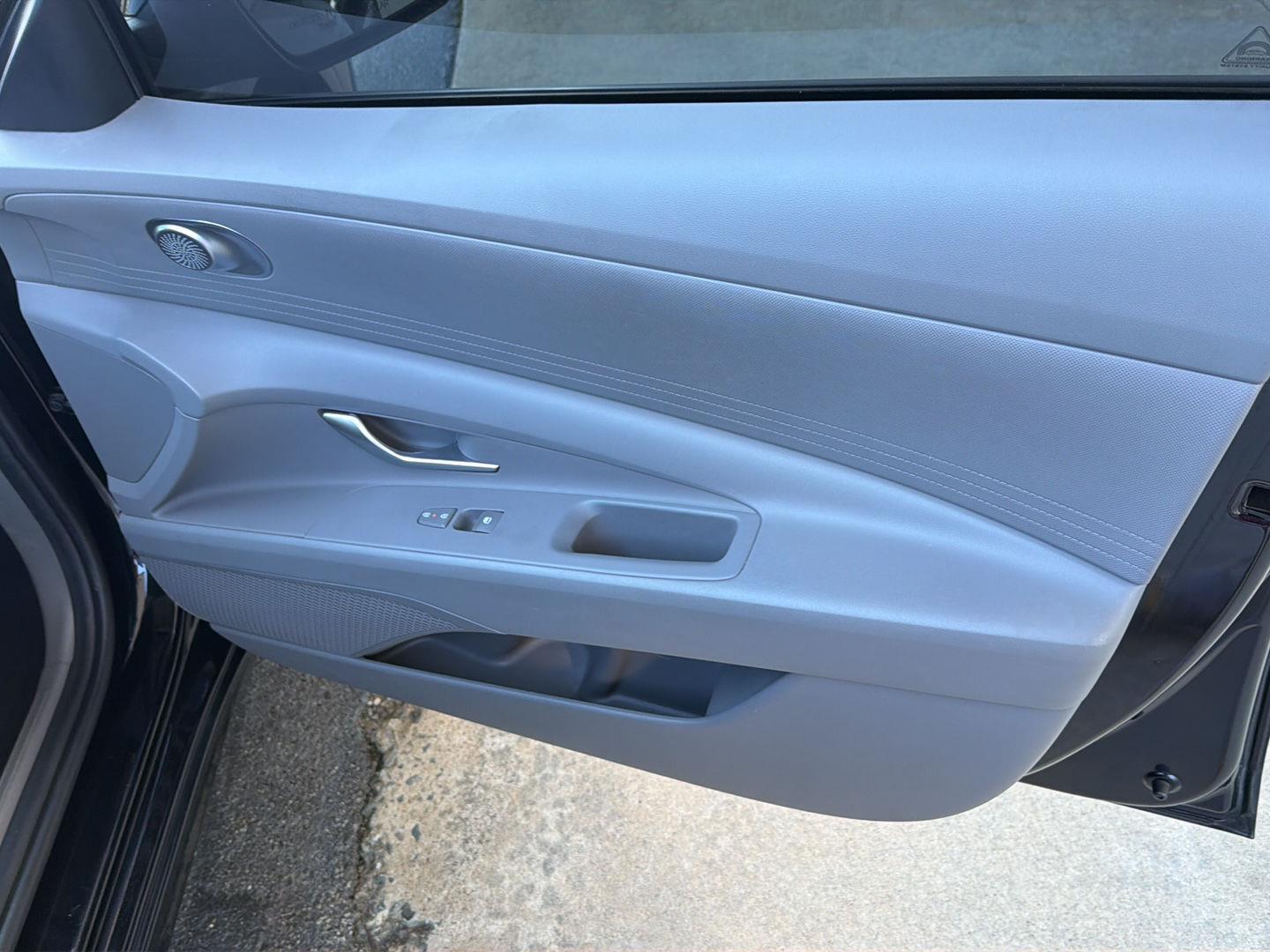 Used 2025 Hyundai Elantra Sedan