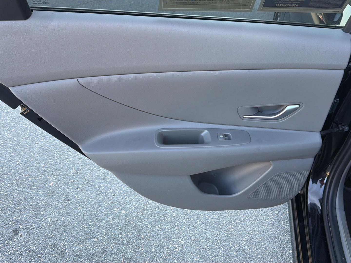Used 2025 Hyundai Elantra Sedan