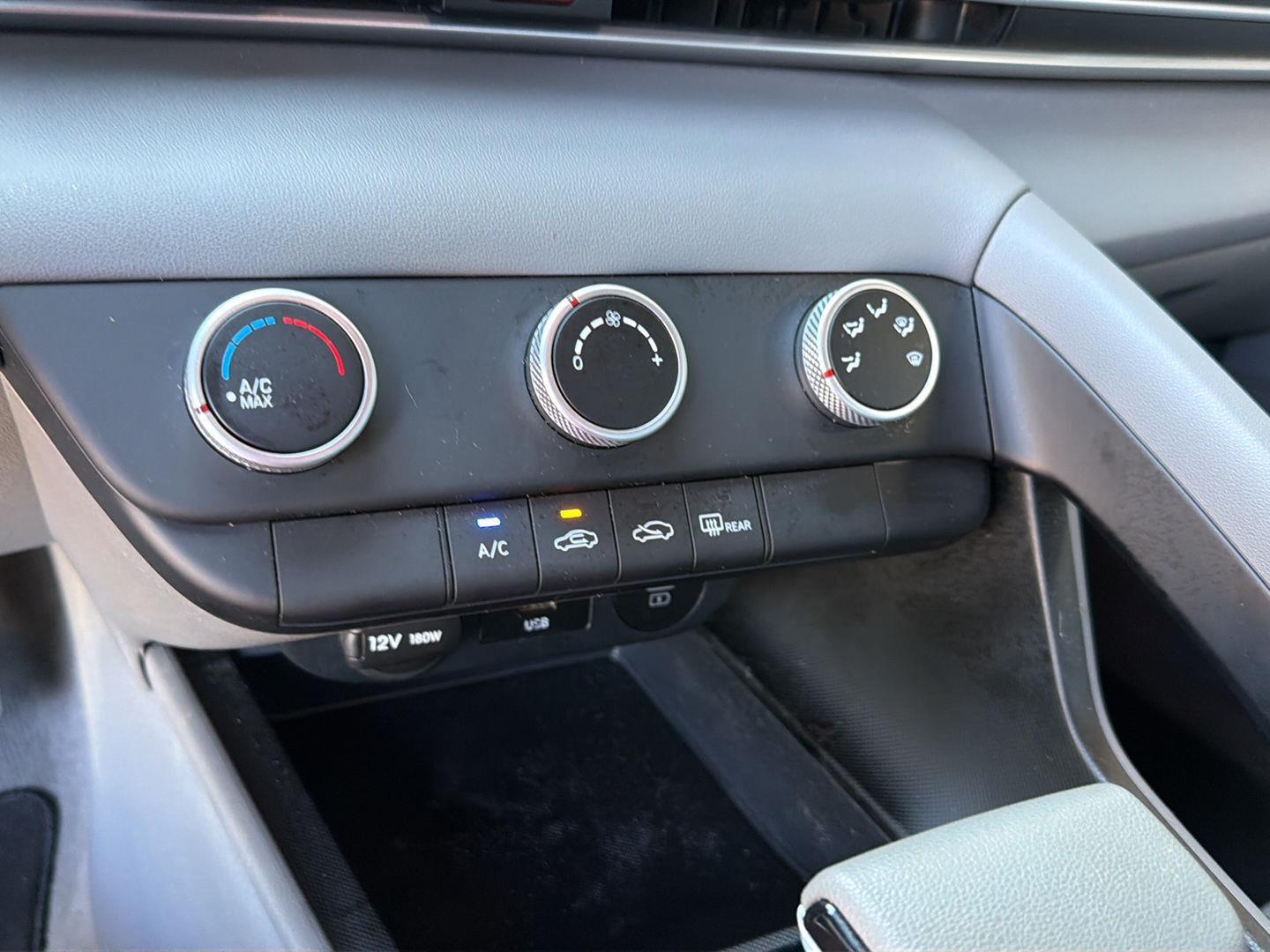 Used 2025 Hyundai Elantra Sedan