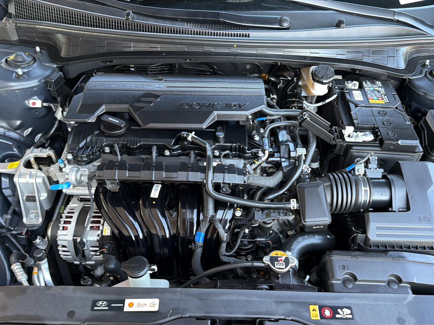 Used 2025 Hyundai Elantra Sedan