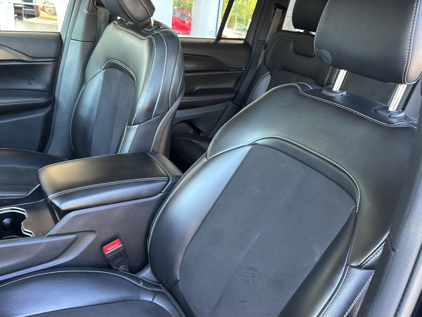 Used 2023 Jeep Grand Cherokee SUV