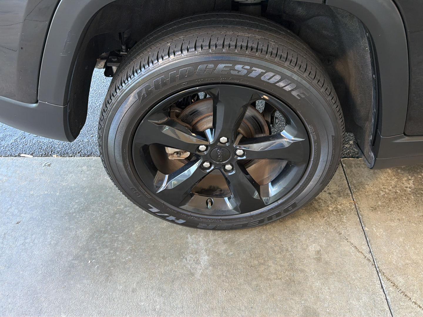 Used 2023 Jeep Grand Cherokee SUV