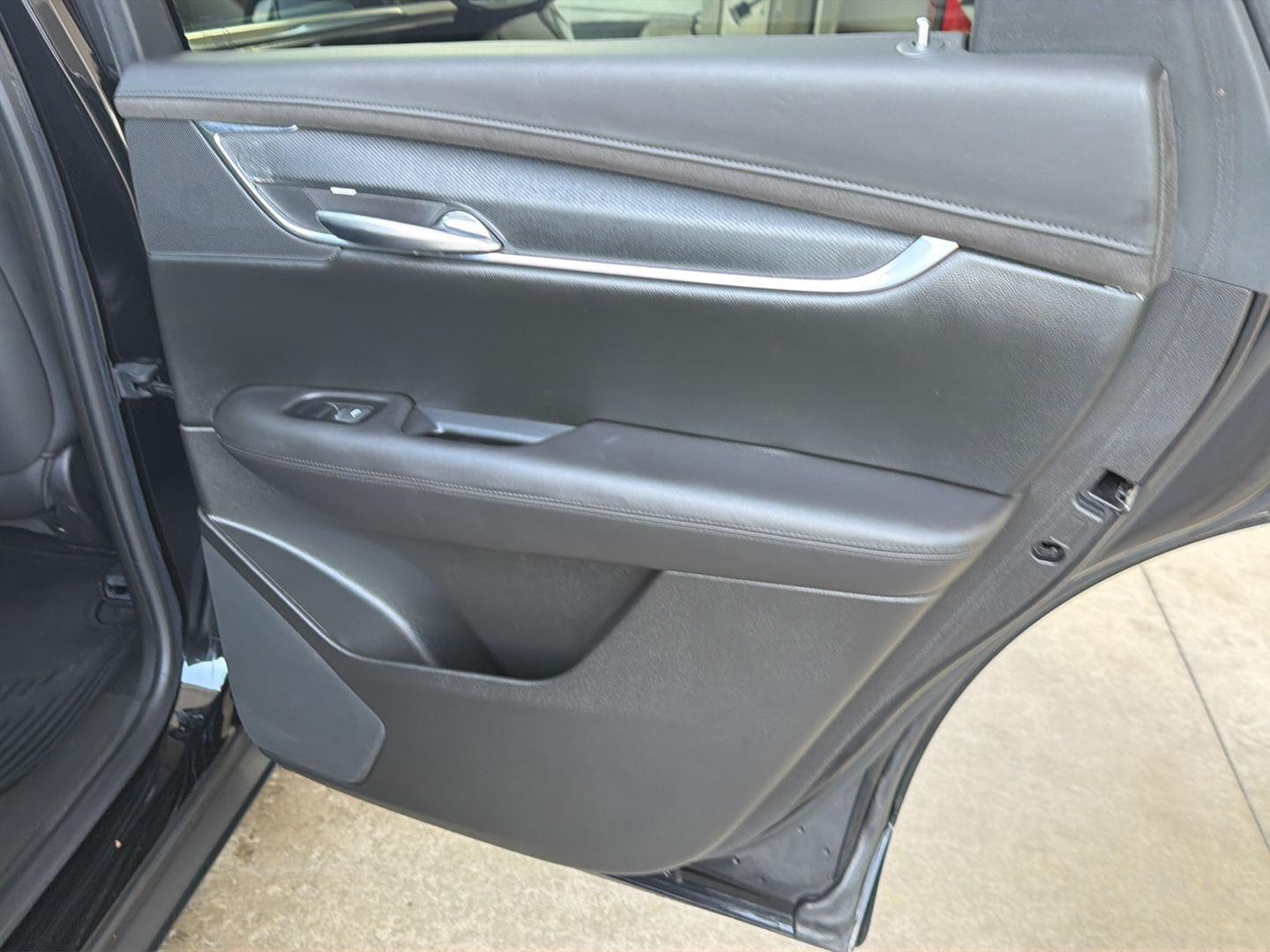 Used 2017 Cadillac XT5 SUV