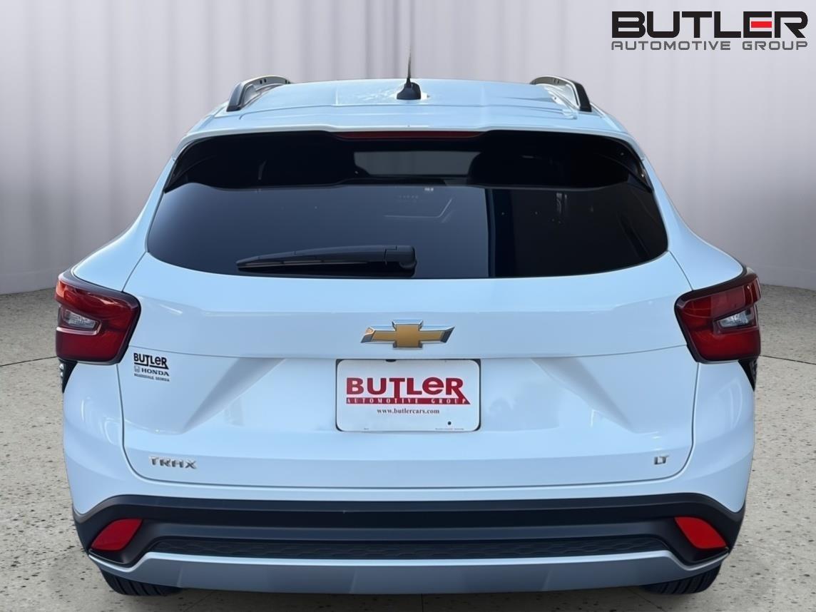 Used 2025 Chevrolet Trax SUV