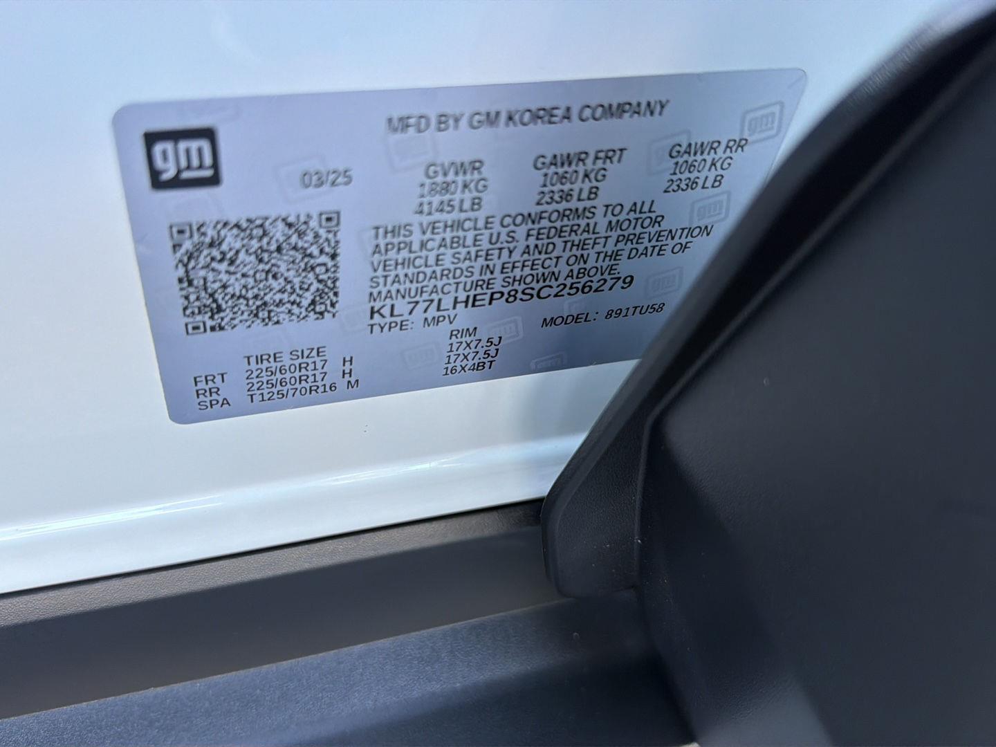 Used 2025 Chevrolet Trax SUV