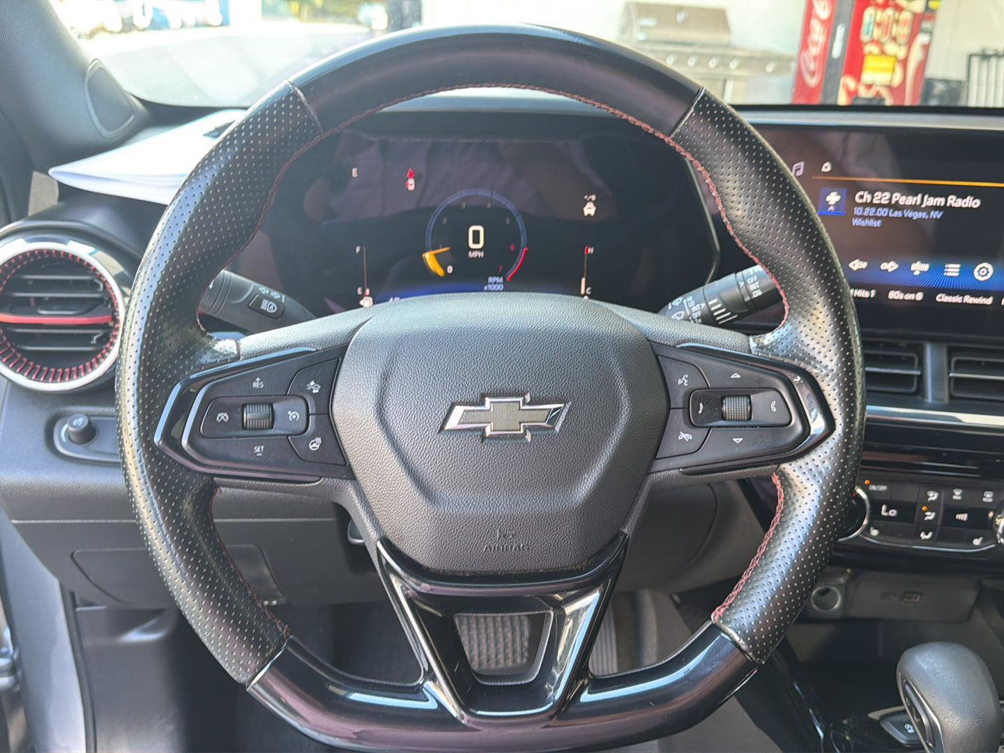 Used 2025 Chevrolet Trax SUV