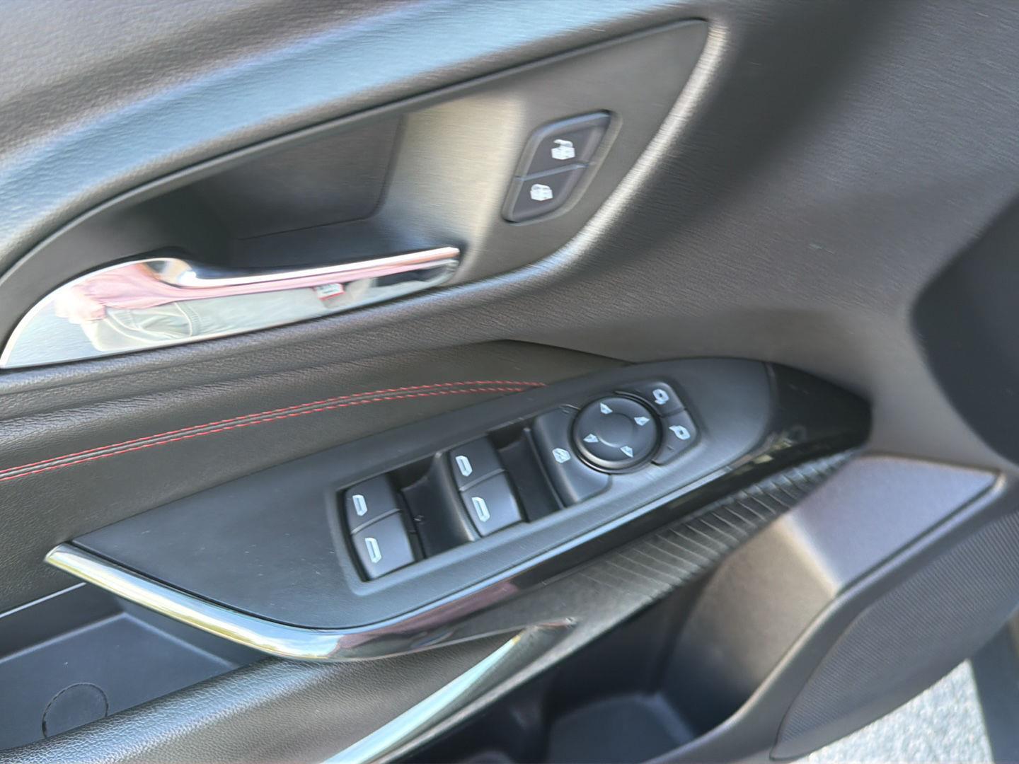 Used 2025 Chevrolet Trax SUV