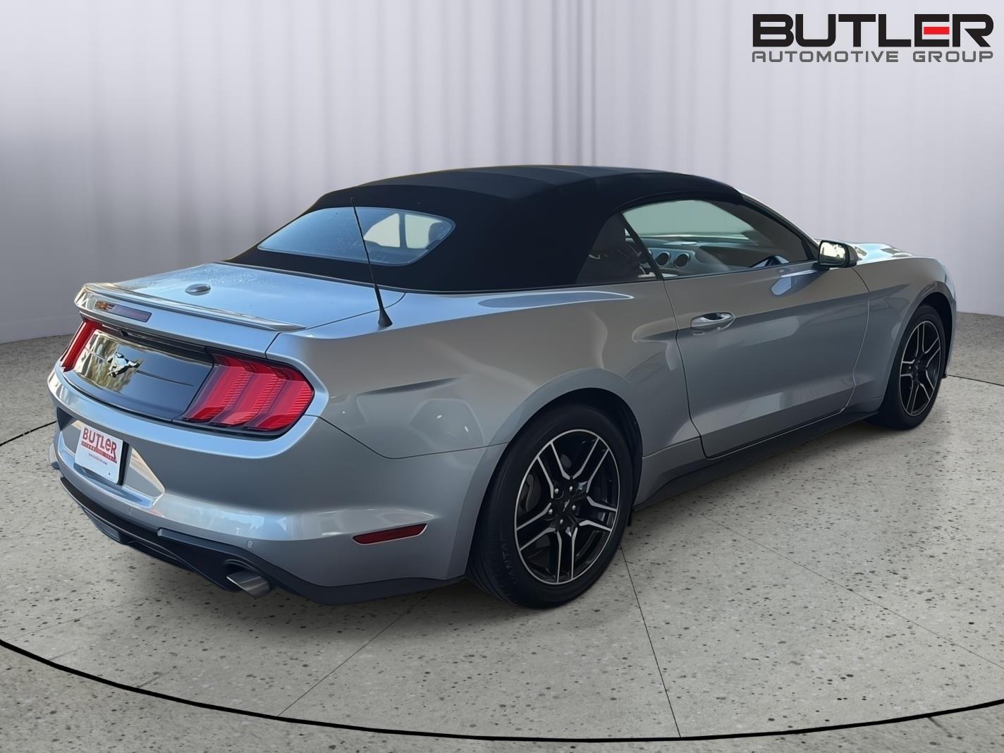Used 2023 Ford Mustang Convertible
