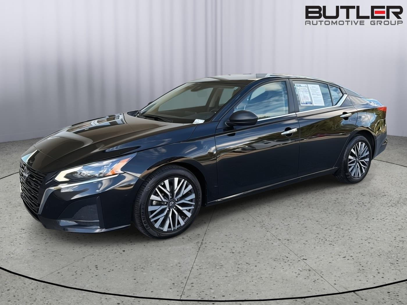 Used 2025 Nissan Altima Sedan