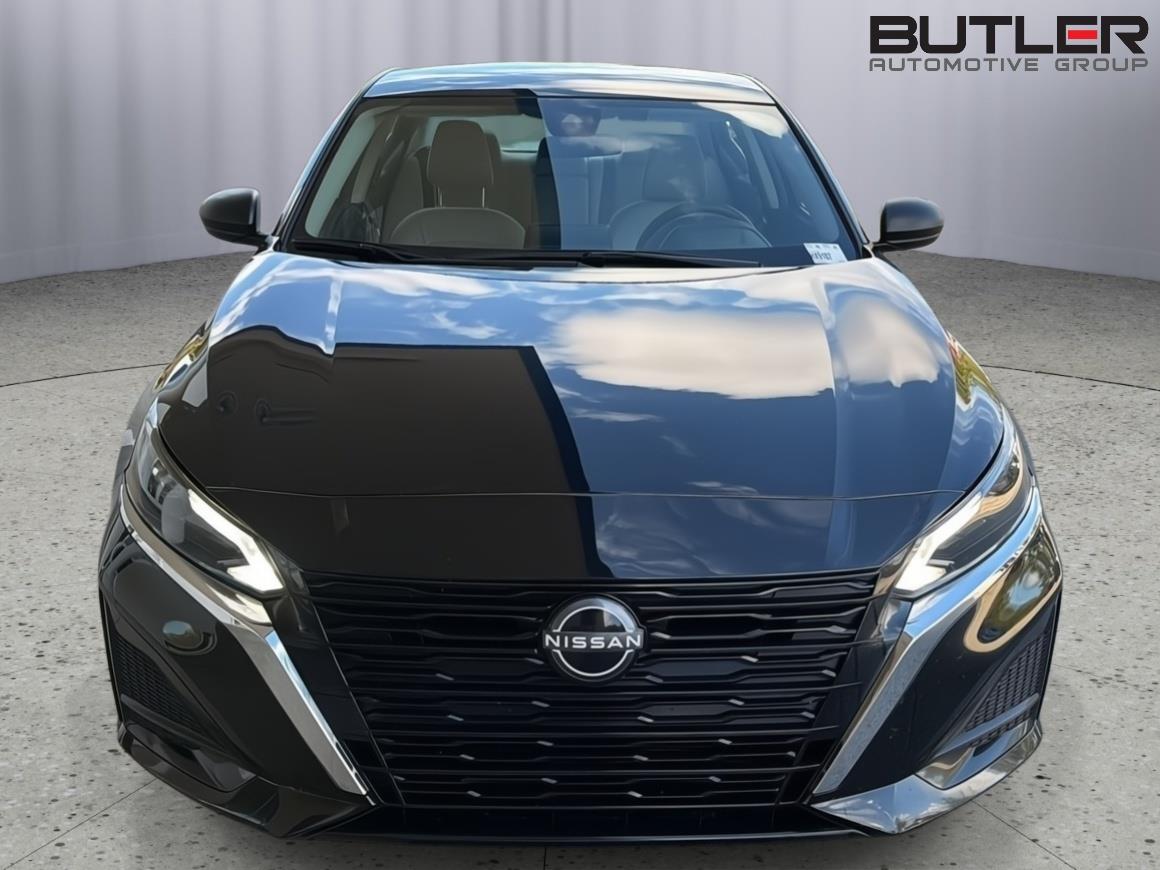 Used 2025 Nissan Altima Sedan