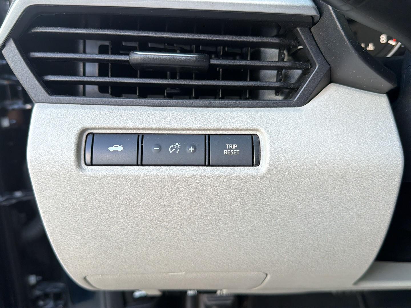 Used 2025 Nissan Altima Sedan