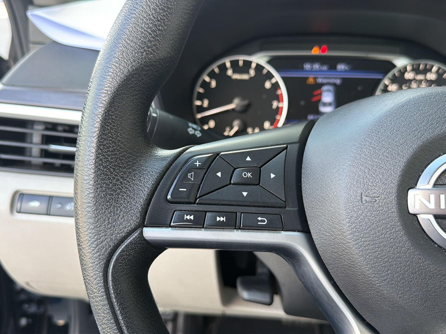 Used 2025 Nissan Altima Sedan