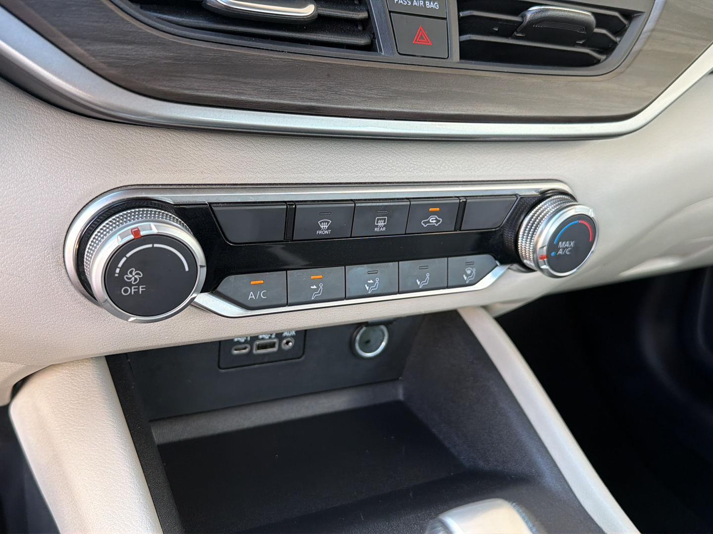Used 2025 Nissan Altima Sedan