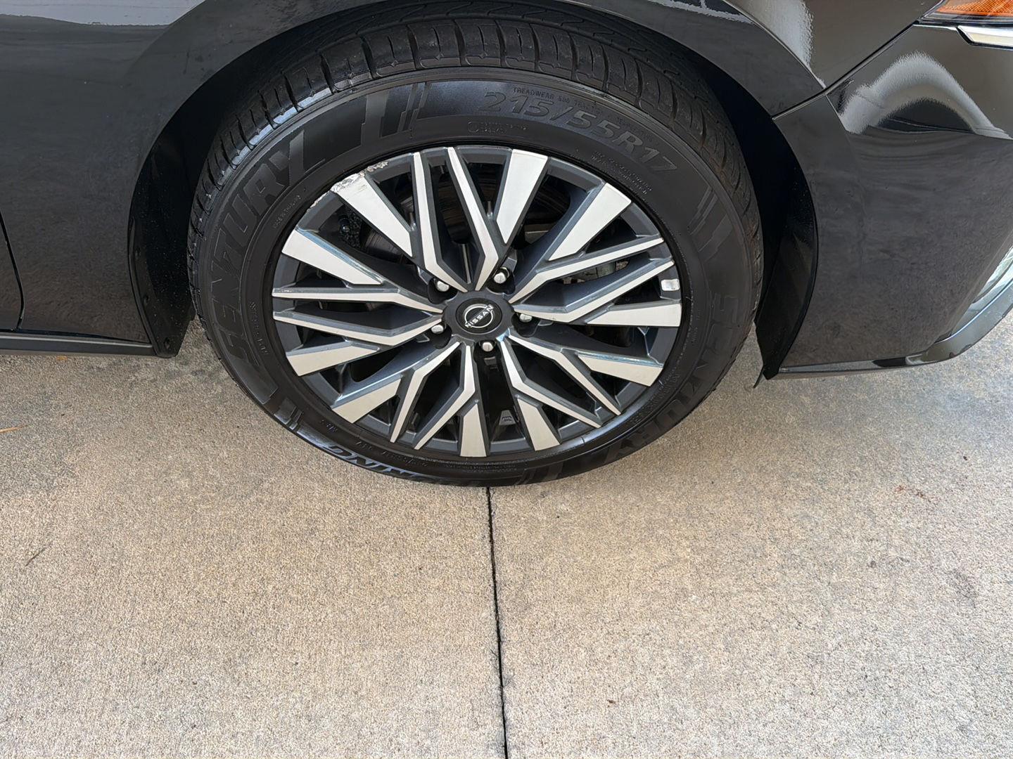 Used 2025 Nissan Altima Sedan