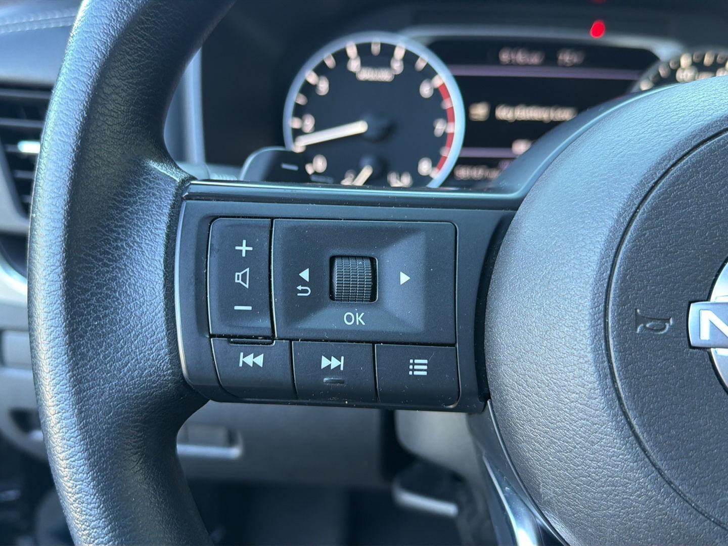 Used 2023 Nissan Rogue SUV