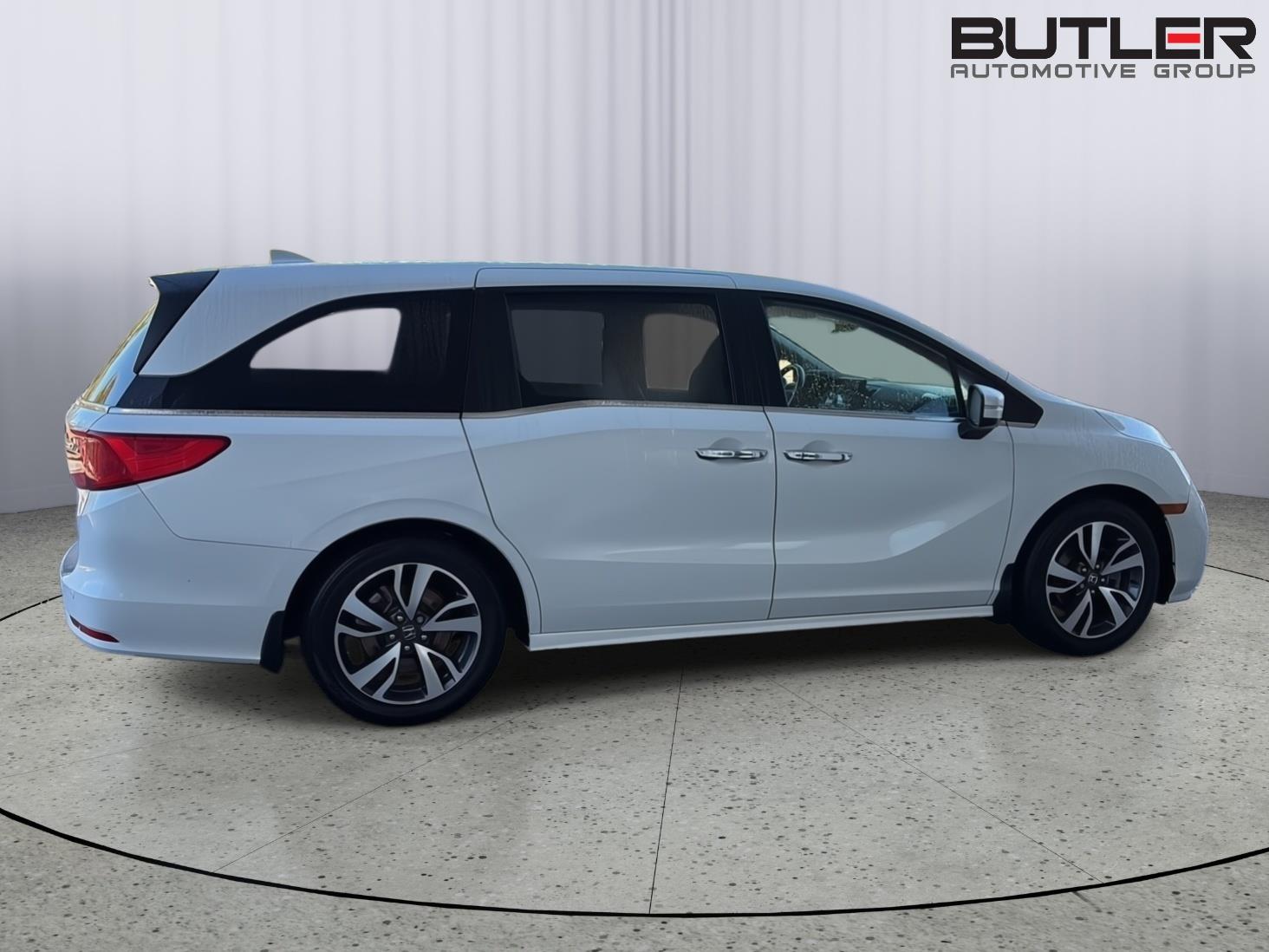 Used 2022 Honda Odyssey Van