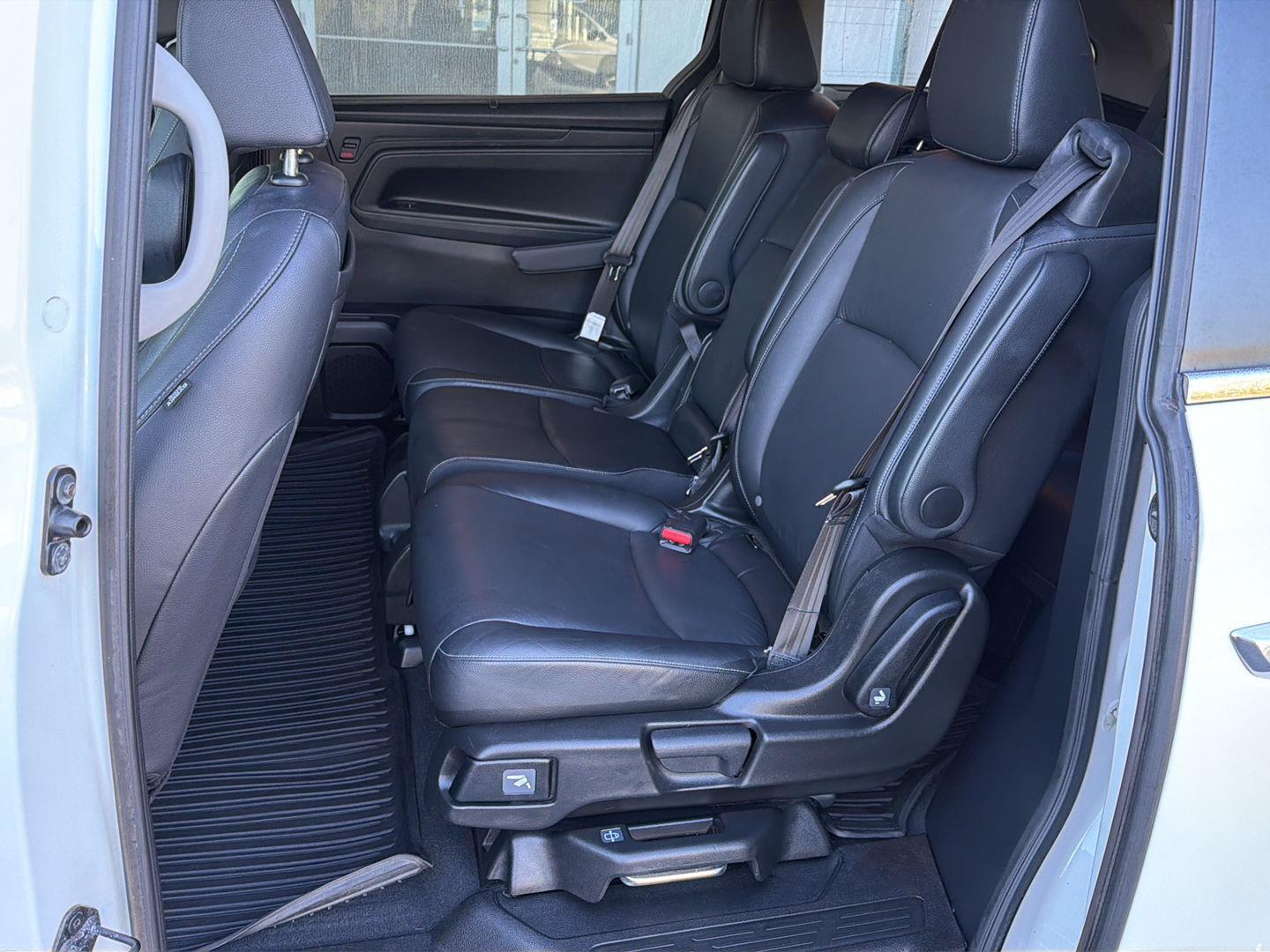 Used 2022 Honda Odyssey Van