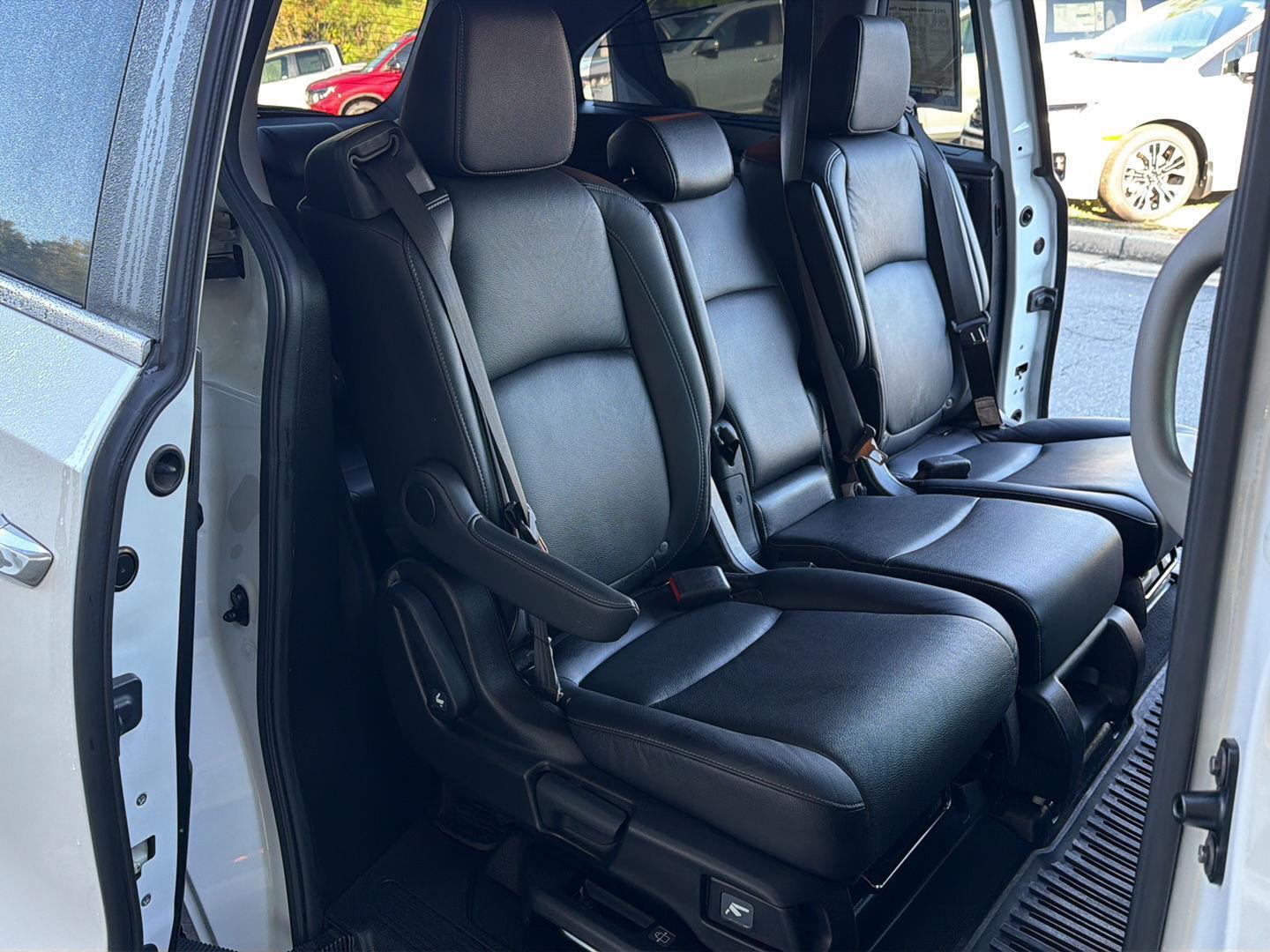Used 2022 Honda Odyssey Van