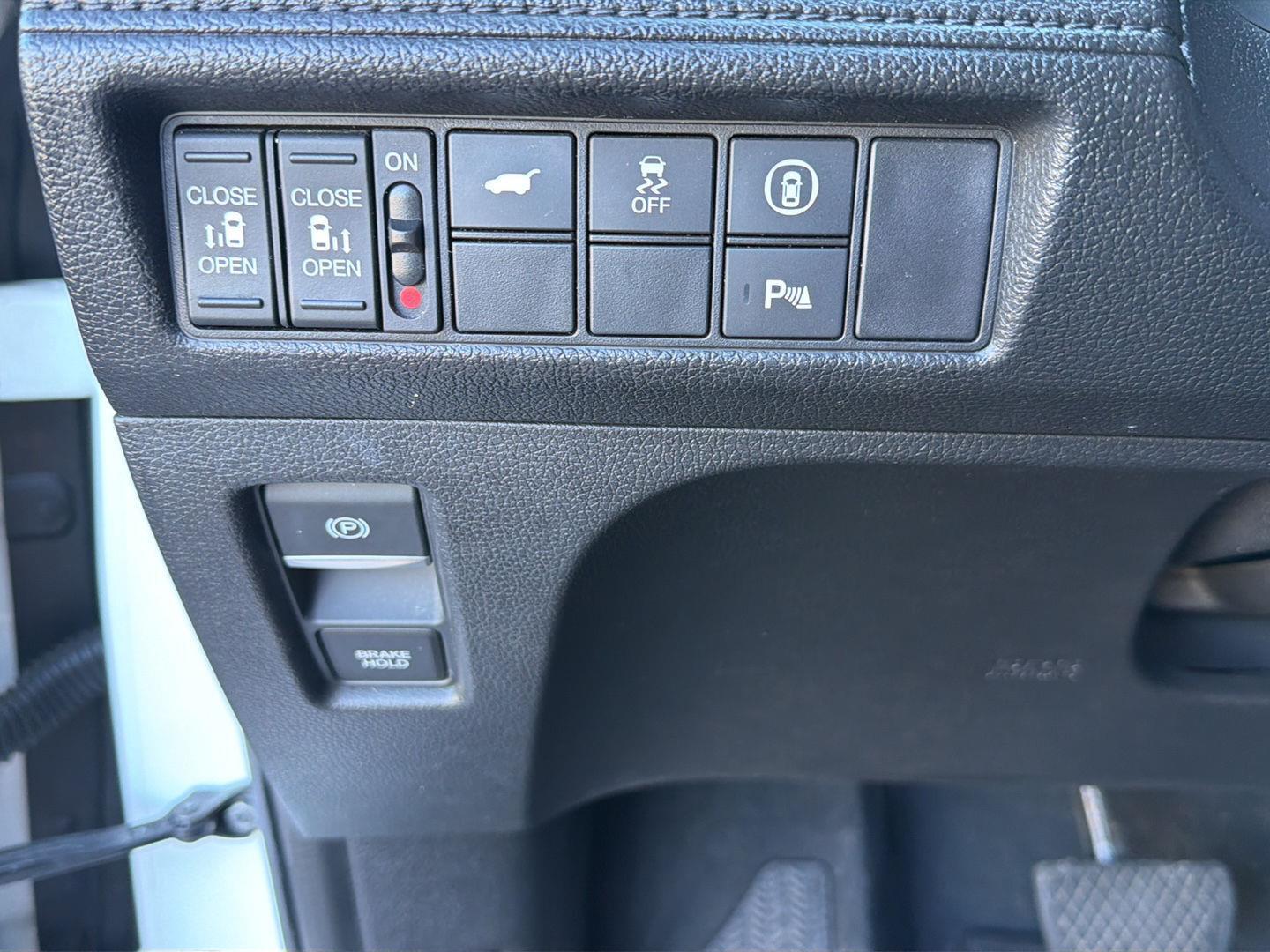 Used 2022 Honda Odyssey Van