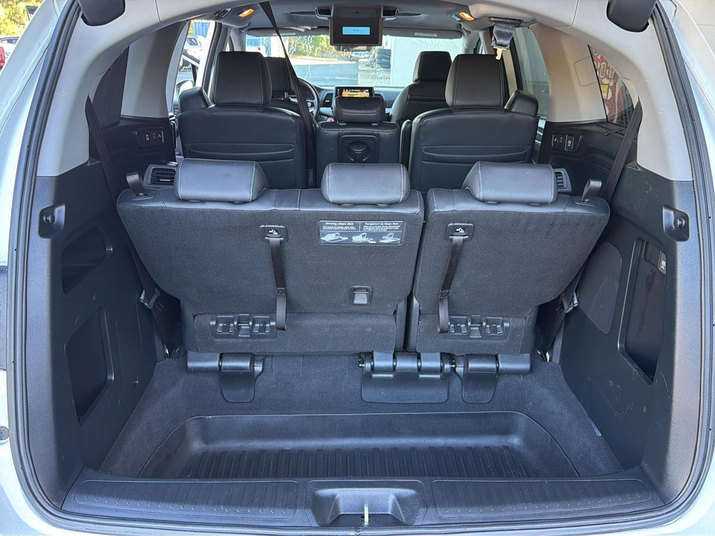 Used 2022 Honda Odyssey Van