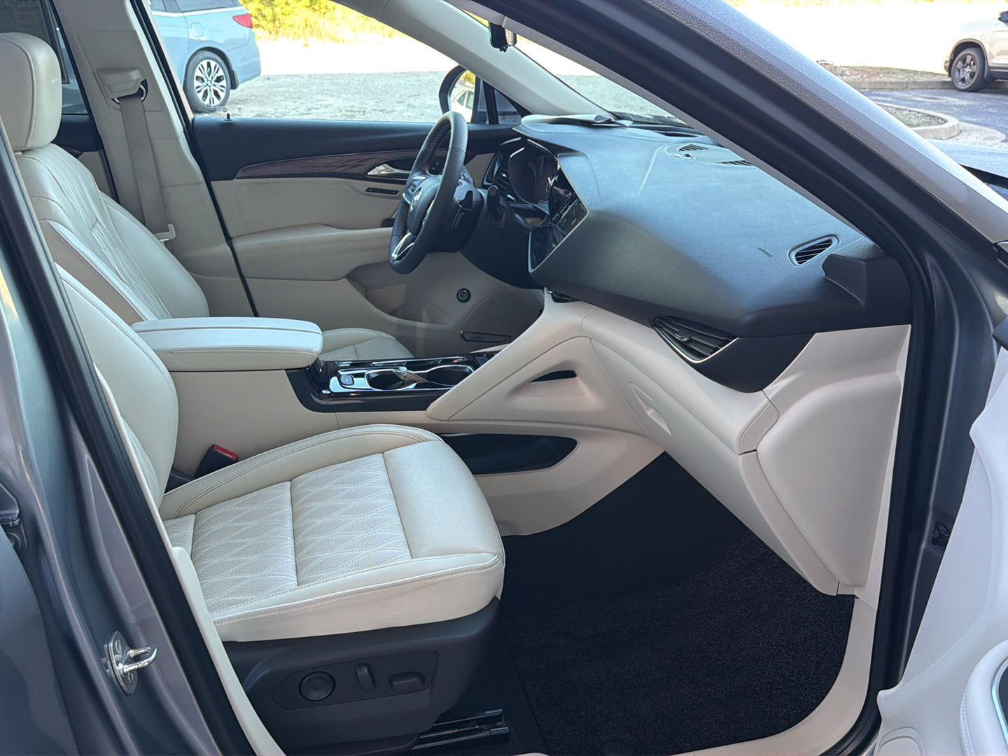 Used 2022 Buick Envision SUV